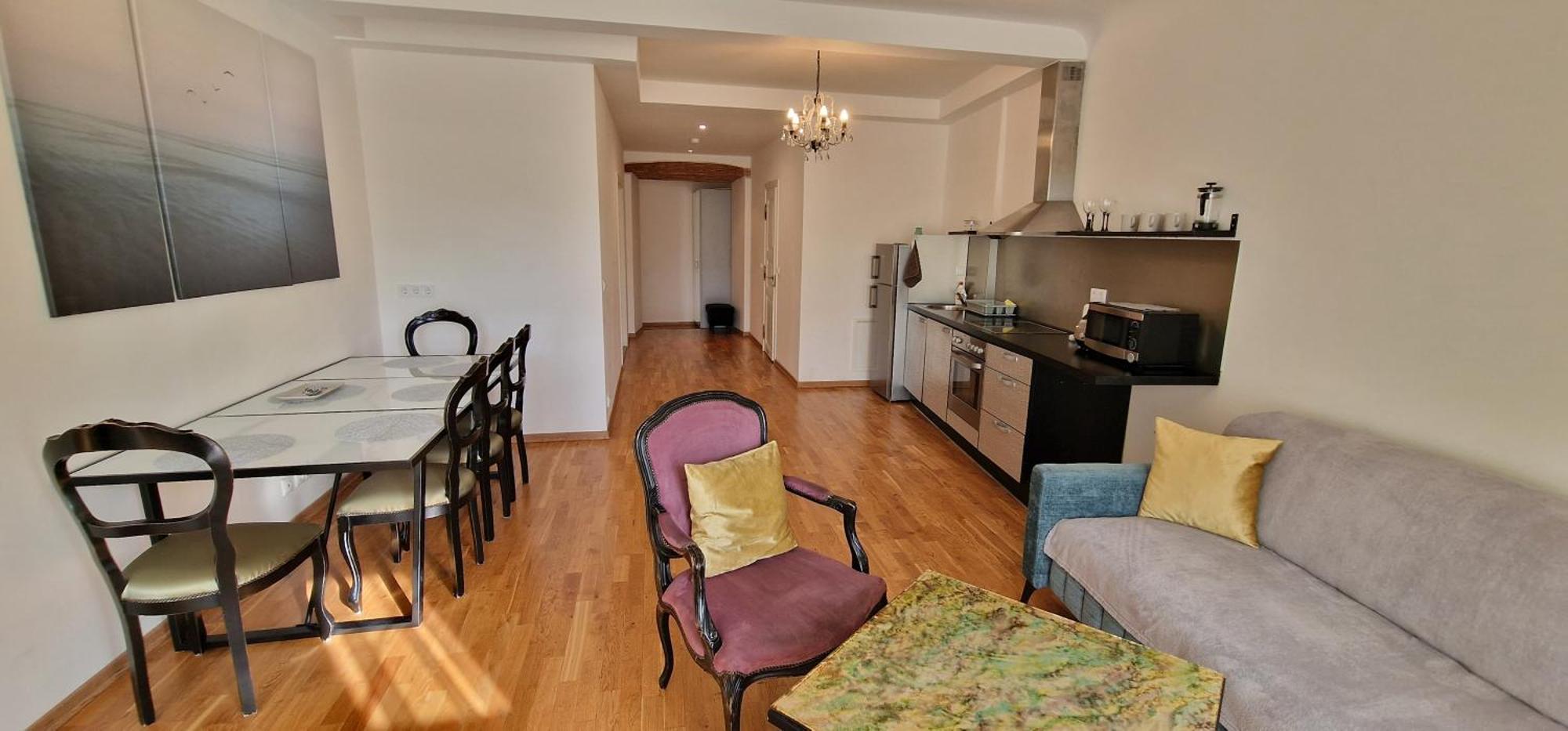 Apartment Old Town Luxury